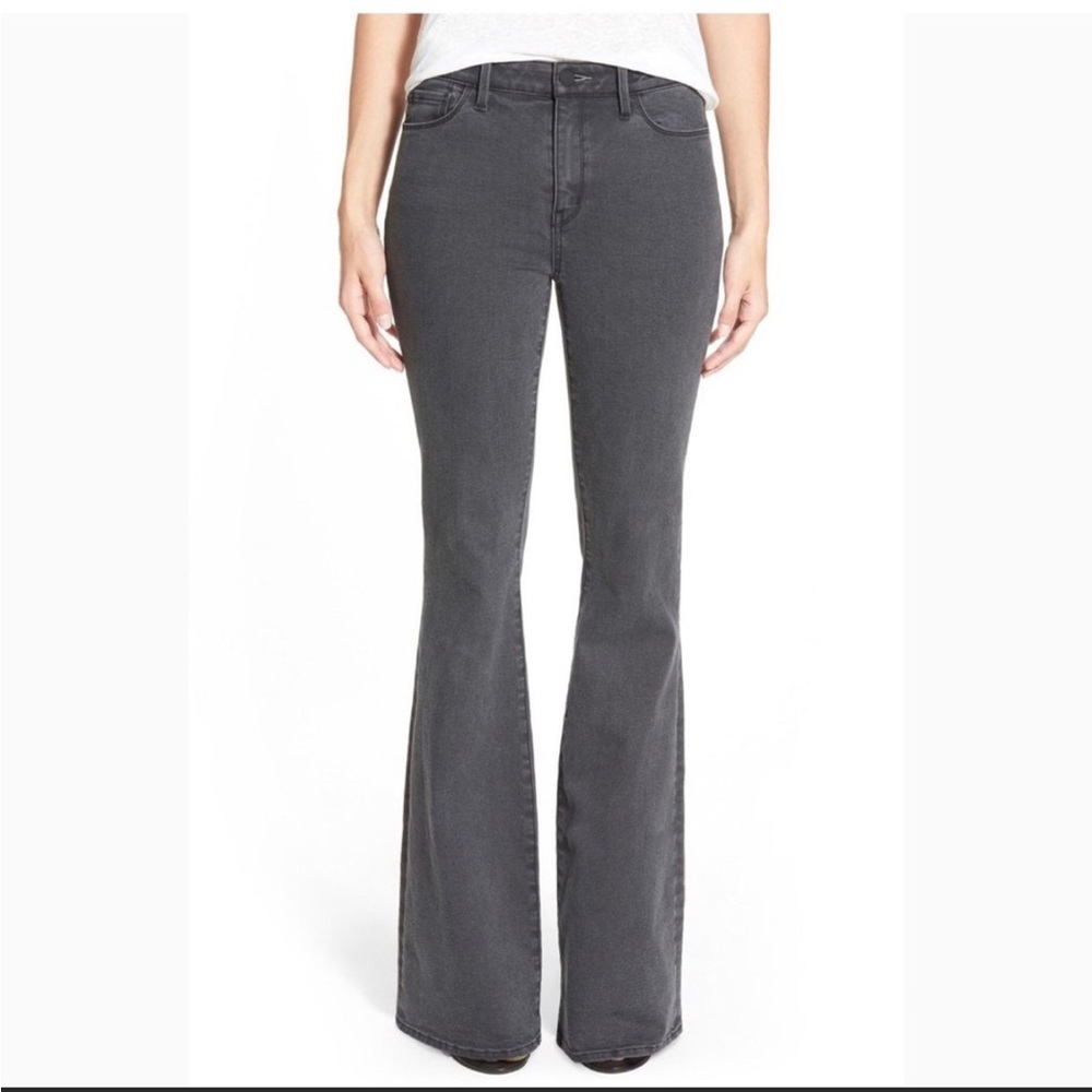 Treasure & Bond 24” high-waist skinny flare.